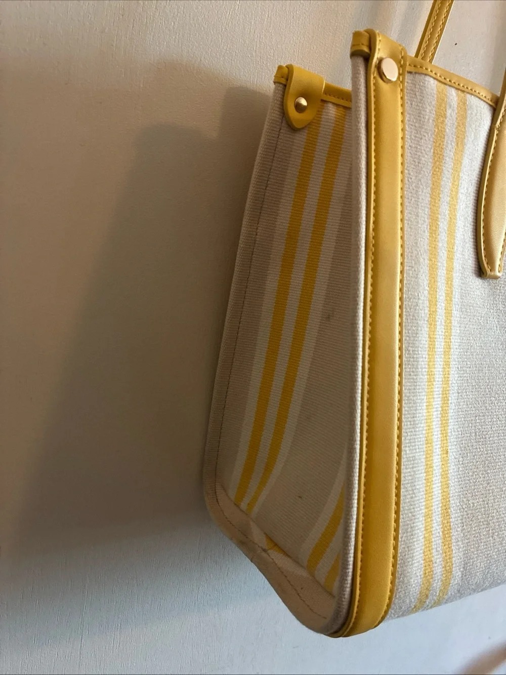 Kate Spade New York-Morning Light / Yellow Multi Striped Canvas Market Tote EUC